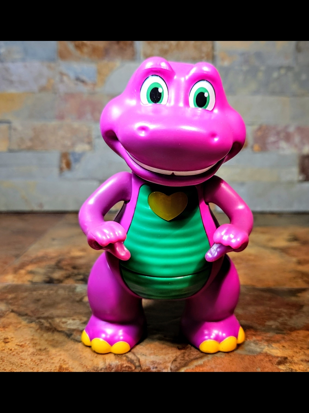 This Is A Fisher Price Barney World Musical Toy Hearts Hands Barney Figure •